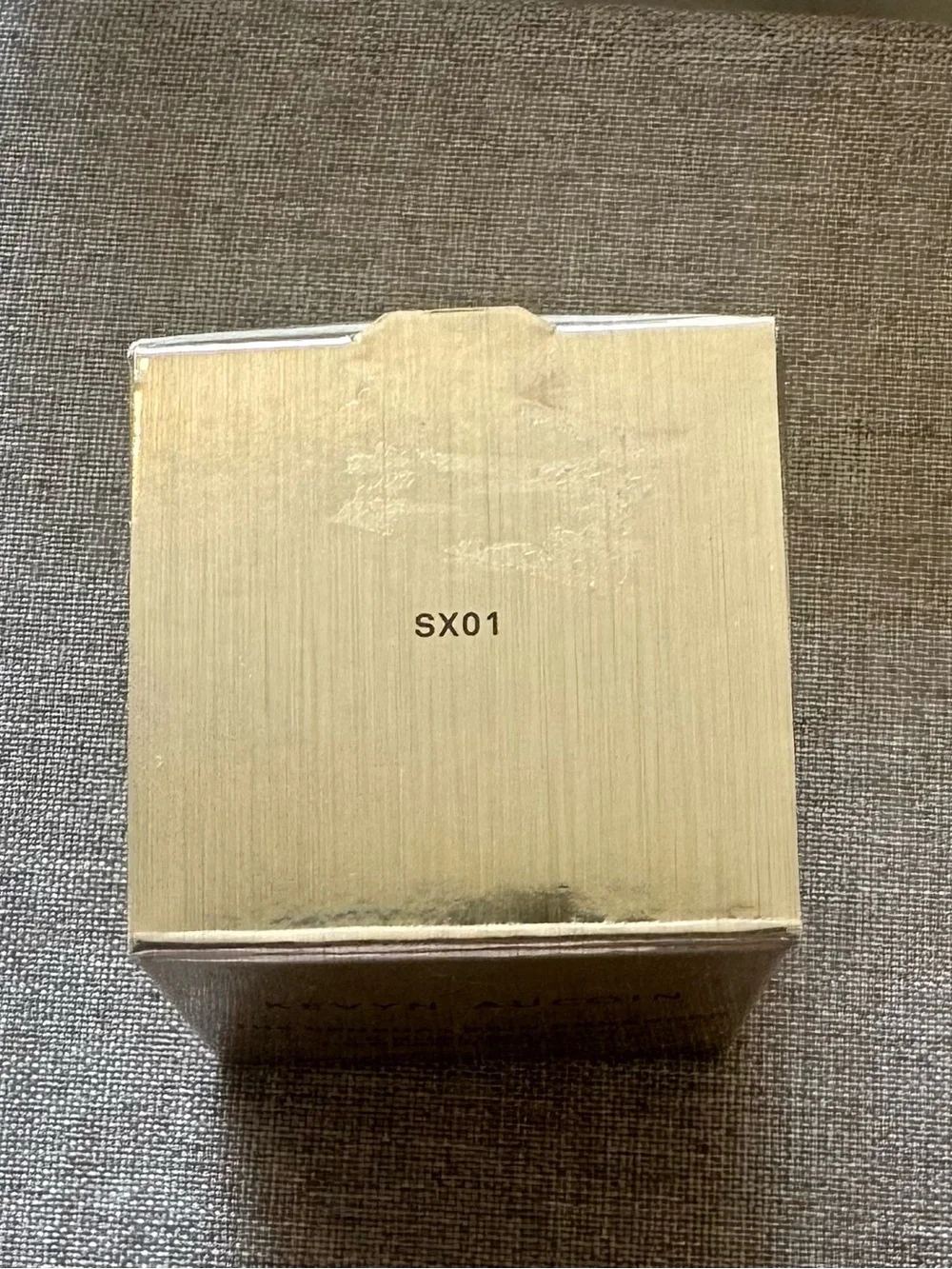 Kevyn Aucoin compact pot